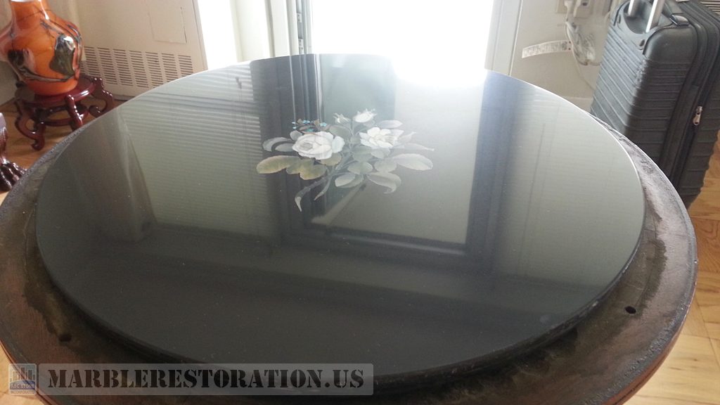Glossy Tray Table With Inlaid Roses
