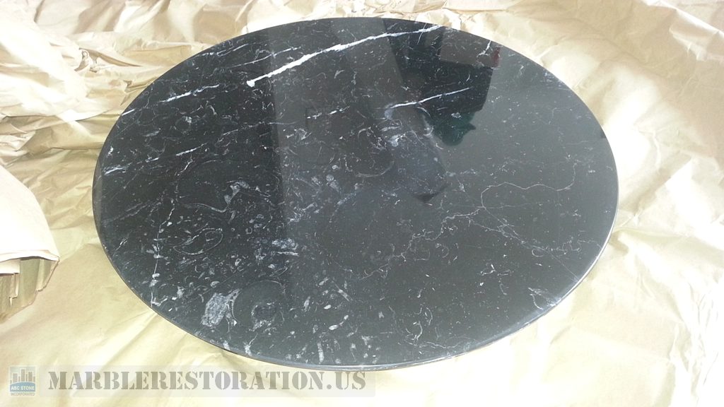 Glued Black Round Disc Table